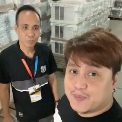 @bigotilyo_brothers22 Mang Kosme mega bodega sale, tara na at mamili #Mangkosme #warehousesale