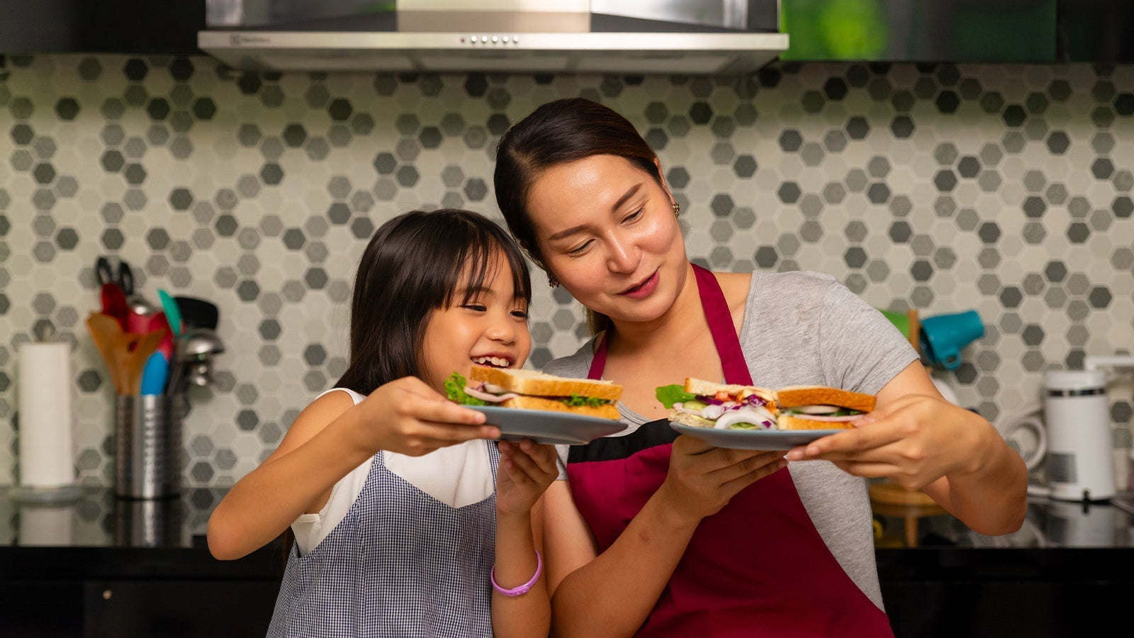 https://mangkosme.com/blogs/posts/back-to-school-tips-para-sa-busy-parents